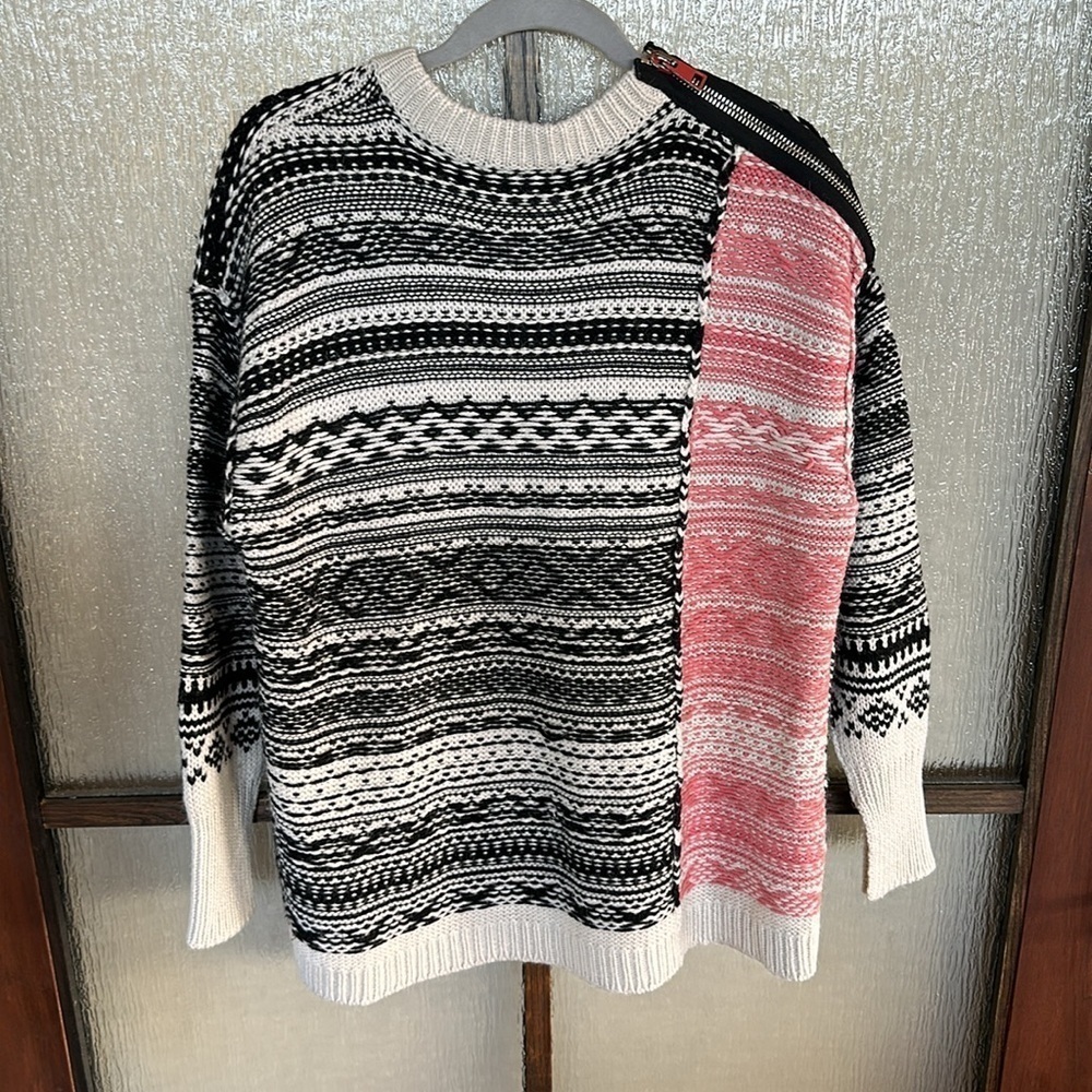 Nude
Fair Isle Oversize Sweater size Eruo 42 or US Large